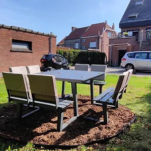 https://logeerkamer-met-xxl-accommodatie.hotelsantwerp.net